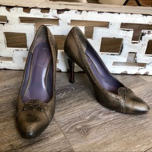 Bottega Veneta Distressed Leather Pumps Sz 38.5